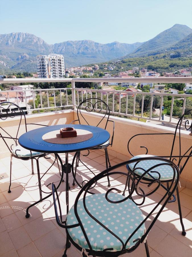 Aska Apartment Bar Bagian luar foto